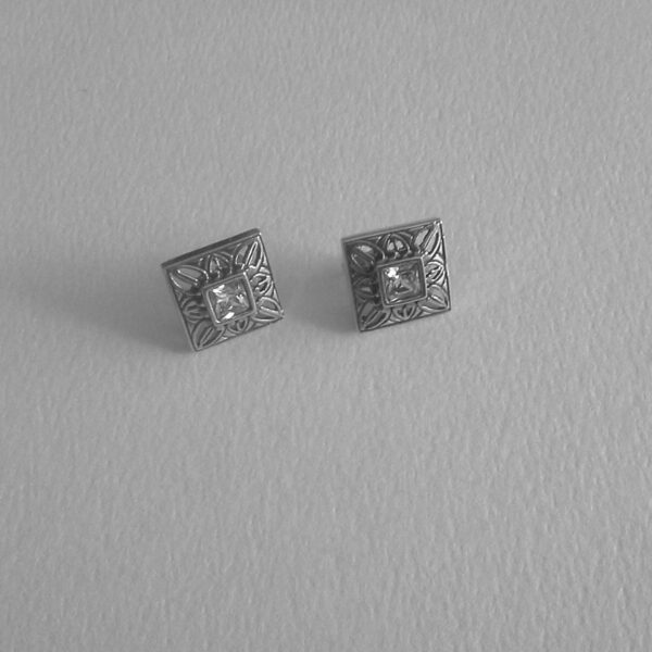 hõbedast kõrvarõngad