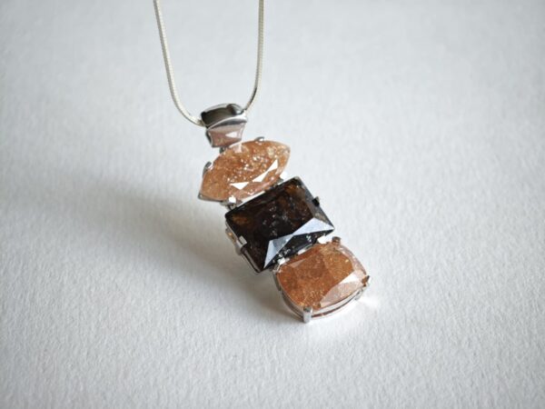 Hõbedast kaelakee (10)