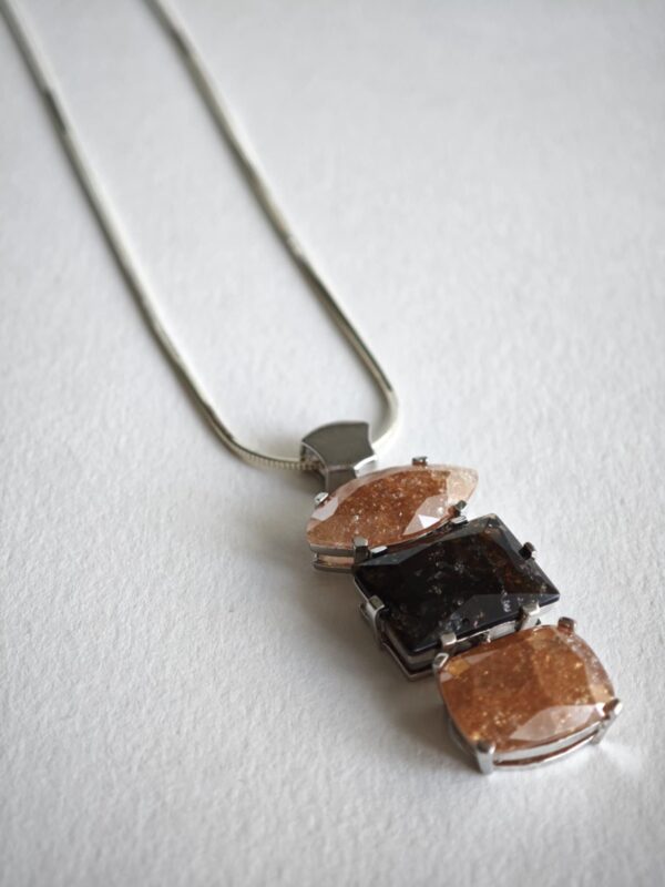 Hõbedast kaelakee (9)