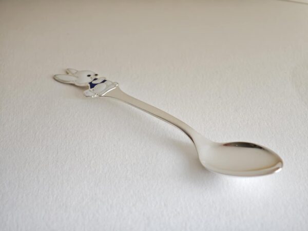 Hõbedast lusikas jänes (2)