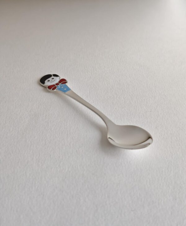 Hõbedast lusikas poiss (2) Hõbedast lusikas poiss (2)